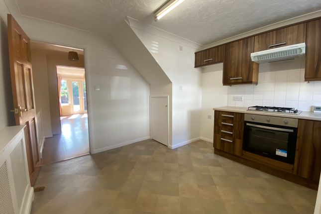 4, King William Road, Gillingham photo 3
