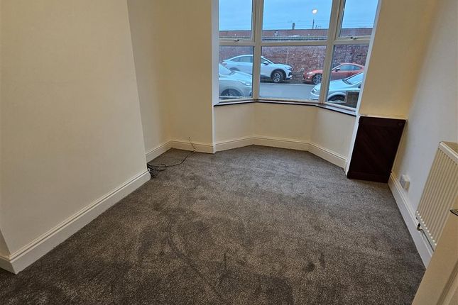 9, Station Road, Retford photo 4