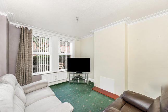 49, Chewton Road, Walthamstow photo 2