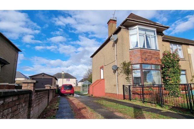 Thumbnail Flat for sale in Newhouse Road, Grangemouth