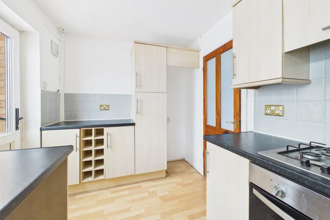 4, Bryn Amlwg, Bridgend photo 4