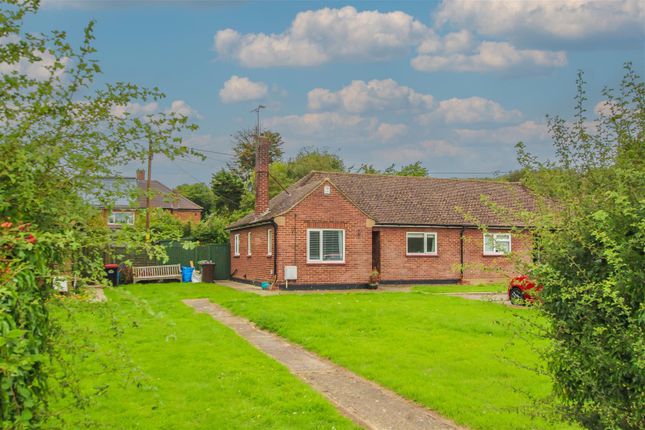 Semi-detached bungalow for sale in Brentwood Road, Ingrave, Brentwood
