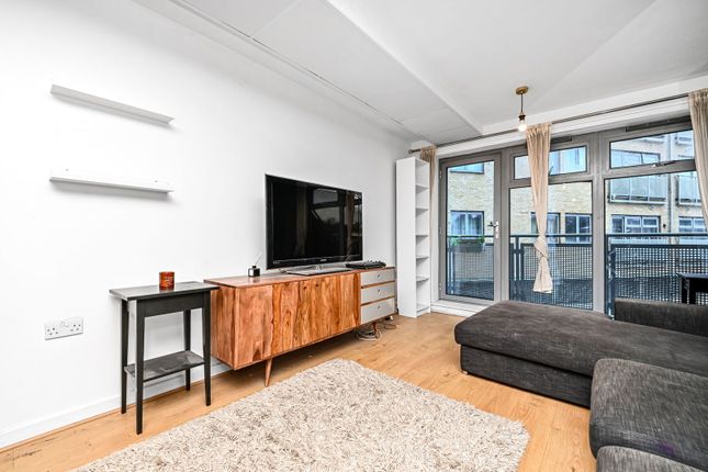 2-bed flat on Ira Court, 218,Flat 45, Norwood Road, London, £375,000
