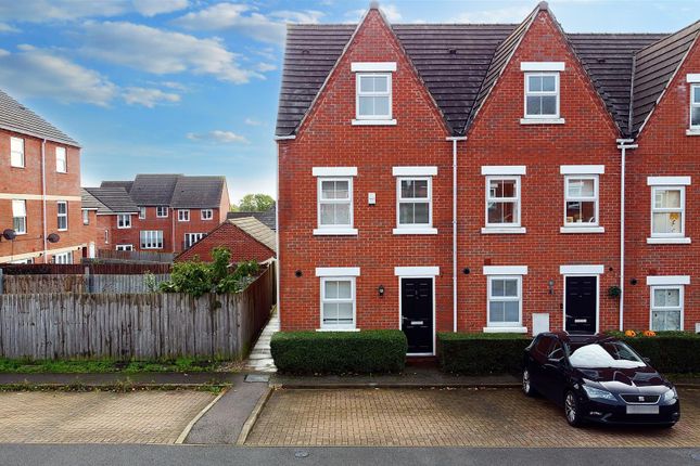 Town house for sale in Greenhalgh Crescent, Ilkeston