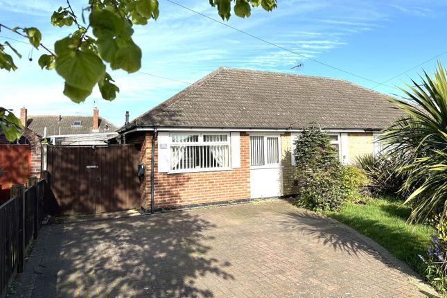 Thumbnail Bungalow to rent in Kilbourn Road, Lowestoft