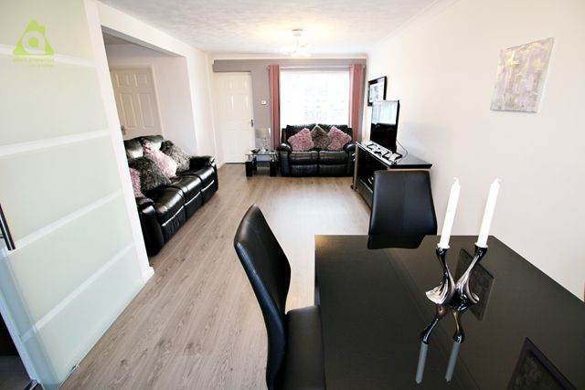 47, Higher Drake Meadow Bolton, Westhoughton photo 4