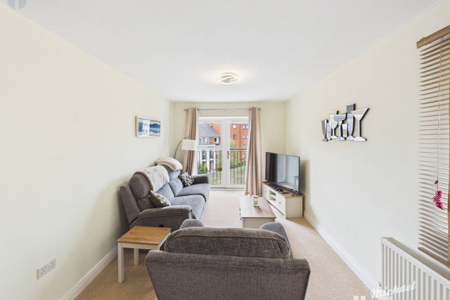 8 Stilton Close, Aylesbury photo 2