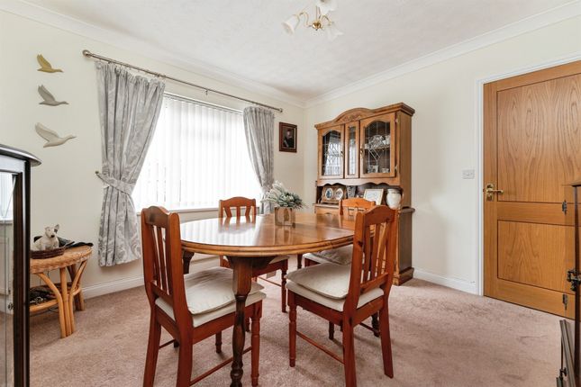 5, Waggoners Way, March photo 4