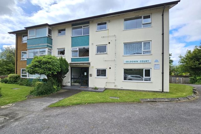 Thumbnail Flat for sale in 41 Mount Pleasant Road, Poole