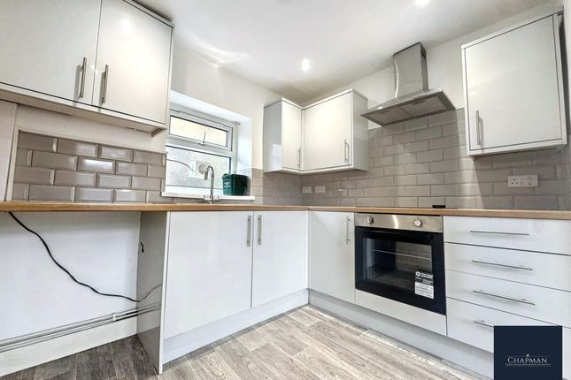 27 Amelia Terrace, Tonypandy photo 3