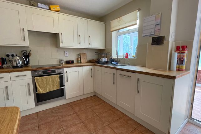 47, Prospect Square, Westbury photo 2