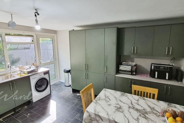 Room 2, 11, Cherry Tree Road, Tunbridge Wells photo 4