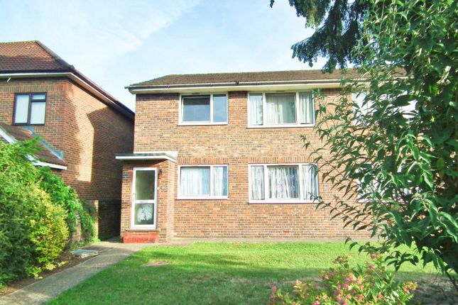 Thumbnail Flat to rent in Maple Court, Acacia Grove, New Malden