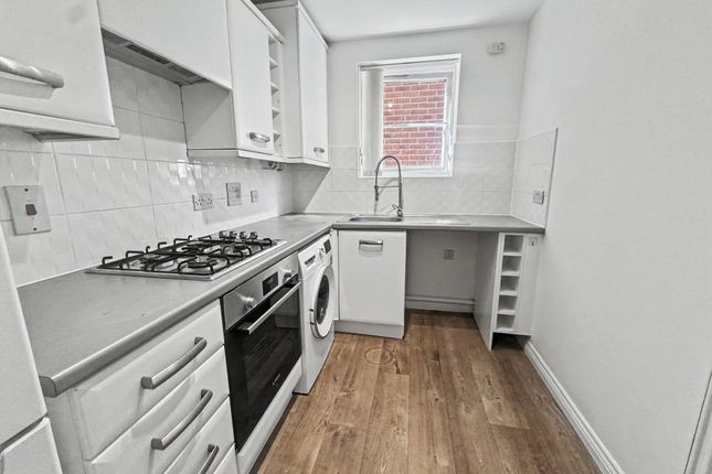 5 Furze House Furze Court, Exeter photo 2