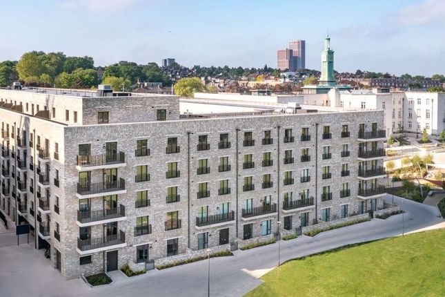 25.05.09 Hepworth Drone -8-2-Enhanced-Nr.Jpg (Cropped)