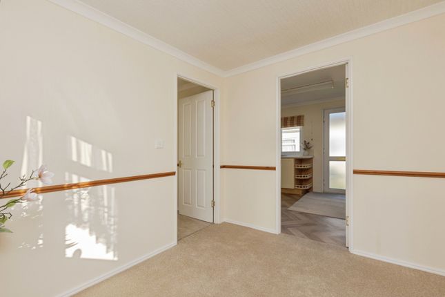 24, Kaysland Park, West Kingsdown photo 4