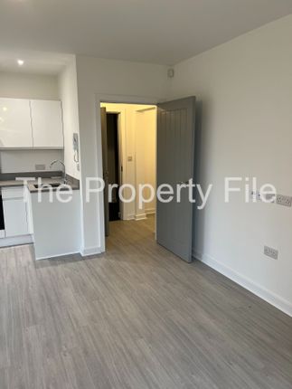 2, Flats 1, 4, 5, 6, Norwood Road, Stretford photo 3
