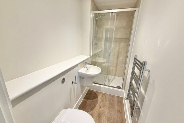 Apt 106, Halifax photo 5