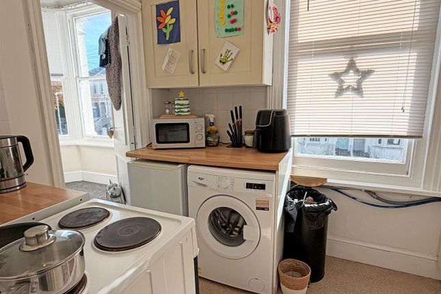 Flat 3, 61 Springfield Road, Brighton photo 4