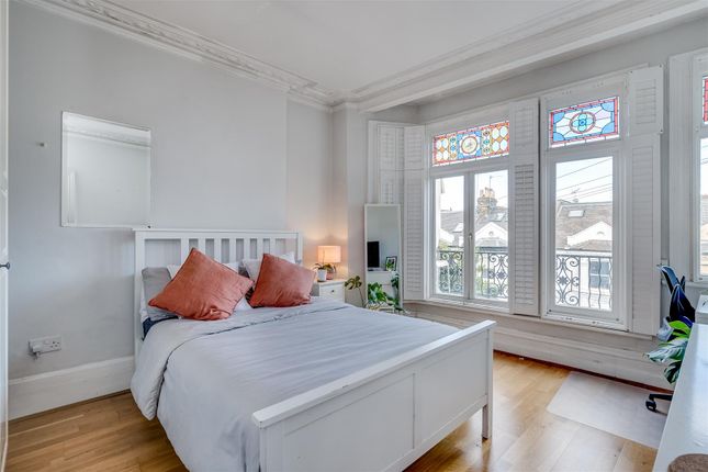 Flat for sale in Norroy Road, London