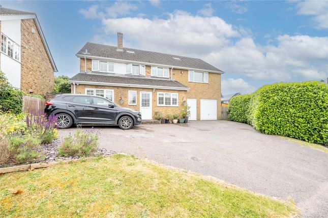 Detached house for sale in Oldhill, Dunstable, Bedfordshire