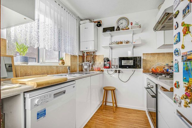 95, Wilkinson Way, London photo 3