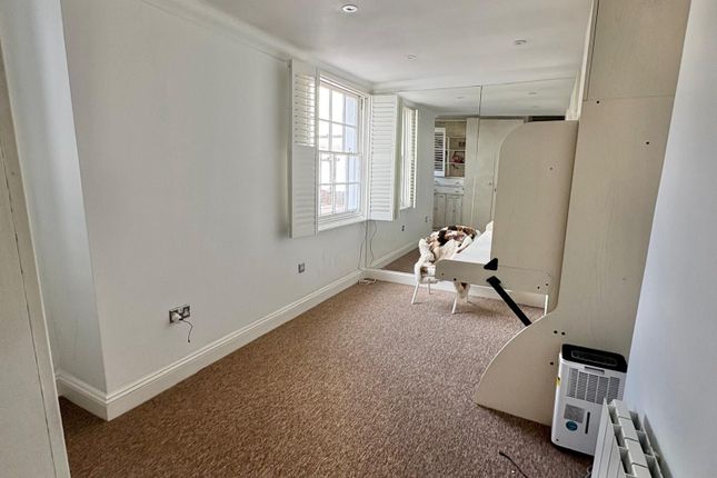 Flat 6, 11 Chichester Terrace, Brighton photo 3