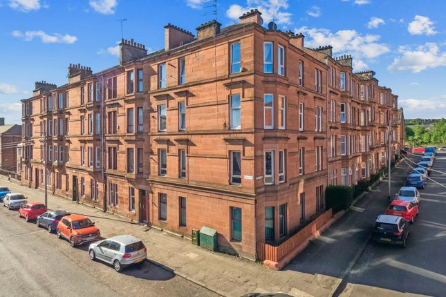 Thumbnail Flat for sale in Dixon Road, Crosshill, Glasgow
