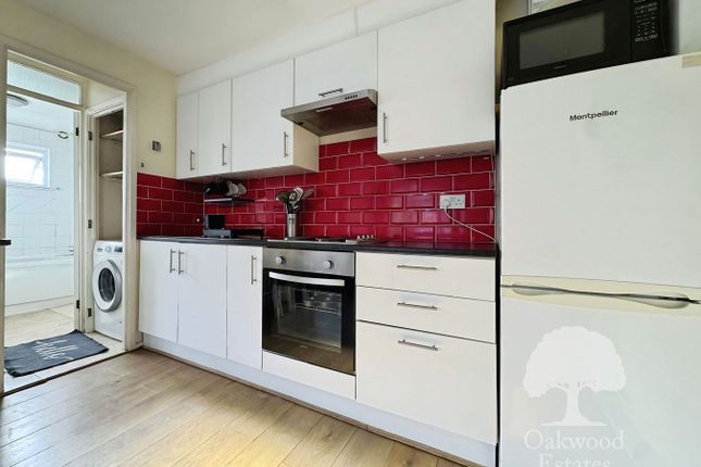 Boulters Close, Slough photo 3