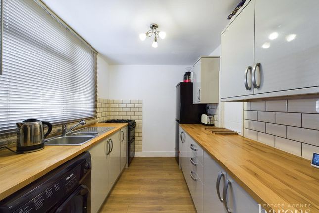 14, Brocas Drive, Hampshire photo 3