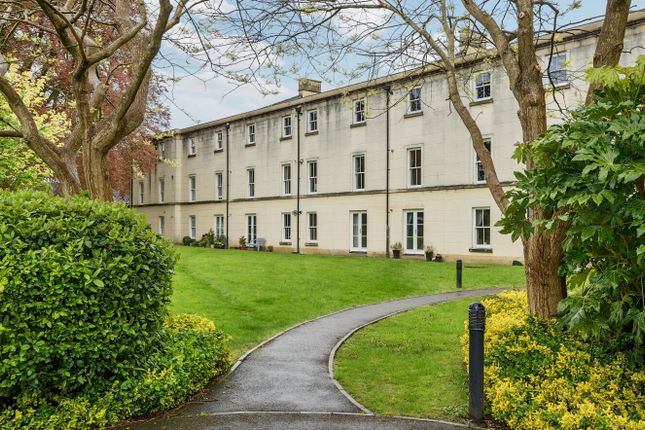 Thumbnail Flat for sale in Chesterton Lane, Cirencester, Gloucestershire