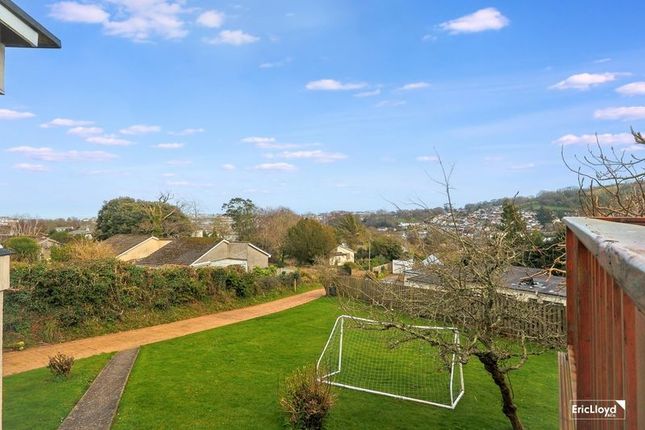 41, Summer Lane, Brixham photo 3