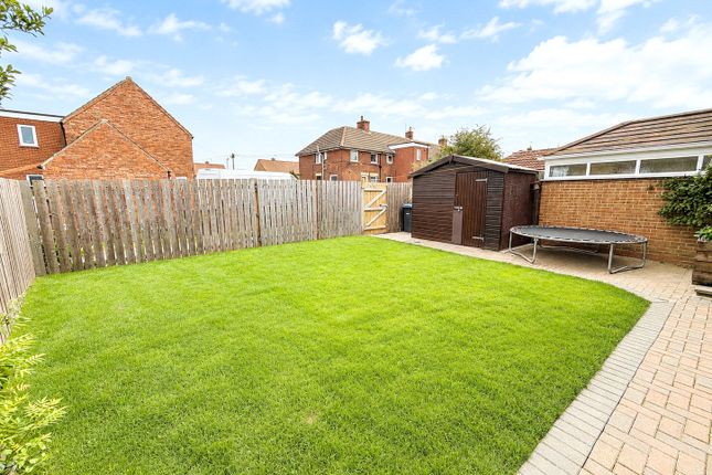 21, Fernwood Close, Northallerton photo 3
