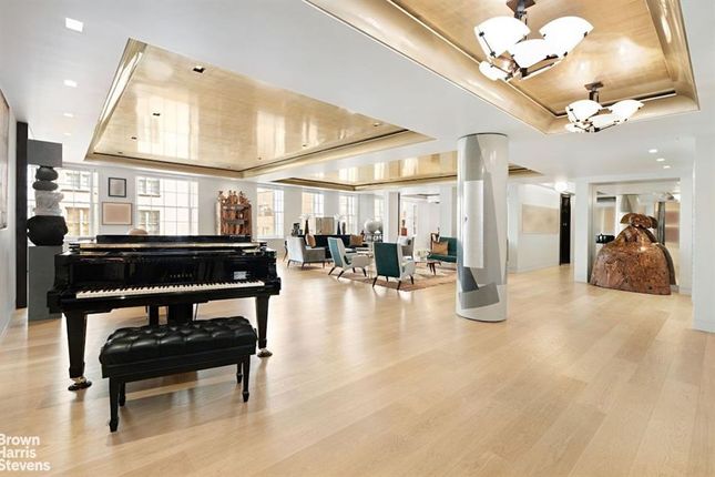 Studio for sale in 1016 5th Ave, New York, Ny 10028, Usa