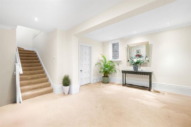 Flat C, Trulls Hatch, Argos Hill, Crowborough photo 2