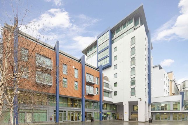 Thumbnail Flat to rent in Hardwicks Way, London