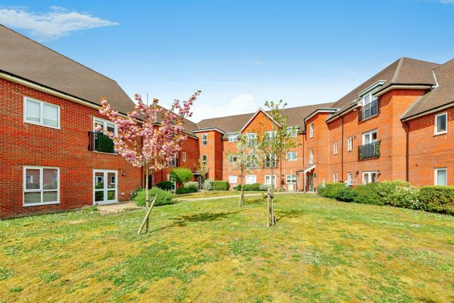 Flat for sale in Forge Road, Crawley