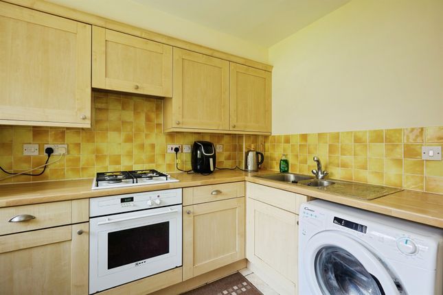 42, Honeymead Lane, Sturminster Newton photo 4
