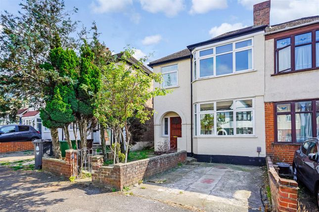 Thumbnail Semi-detached house for sale in Hampton Road, Chingford