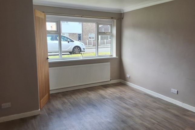 44, The Lings, Doncaster photo 3