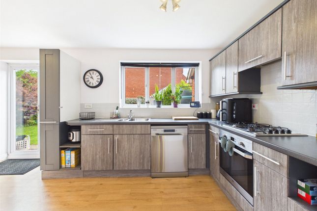 14, Compton Drive, Weston-Super-Mare photo 3