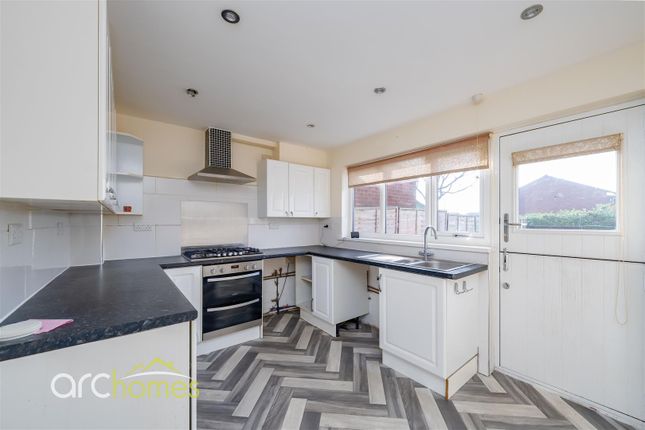 366, Manchester Road, Westhoughton photo 3