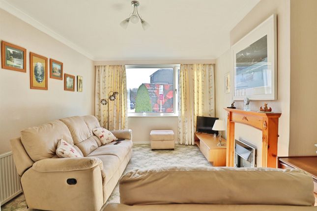 Temple Park Close, Leeds photo 2