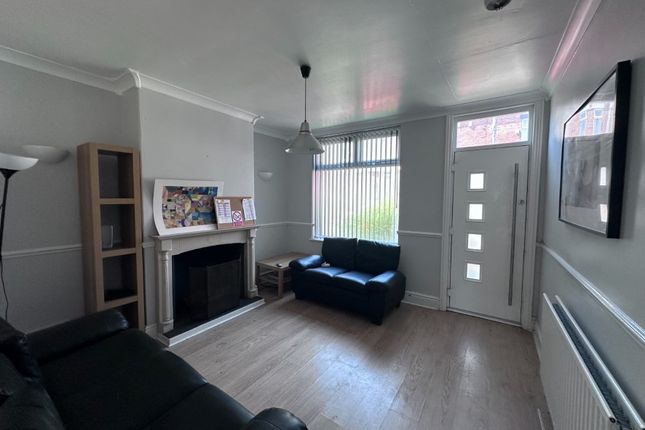 72 Pickmere Road, Sheffield S10 1GZ photo 2