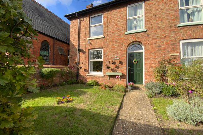 2-bed house on South View, Church Street, Market Rasen, £165,000