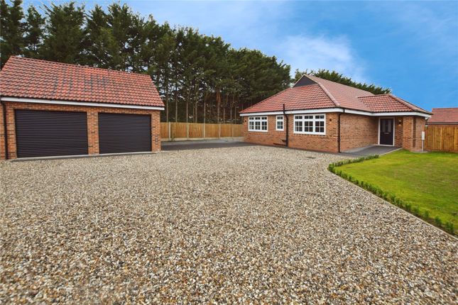 Thumbnail Bungalow for sale in Mayland Close, Mayland, Chelmsford, Essex