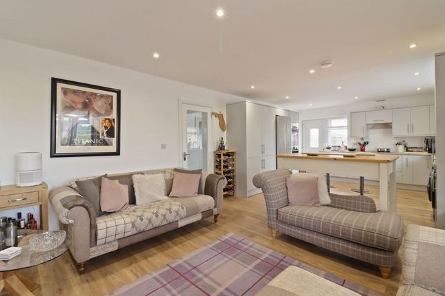24, Orchid Way, Sheffield photo 4