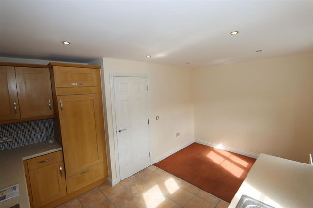 6, Welbeck Crescent, Preston photo 4
