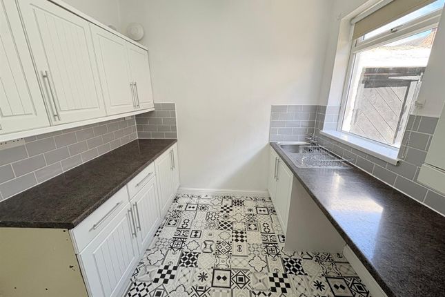 5, Derwent Street, Stockton-On-Tees photo 3