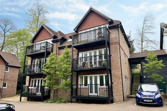 Flat for sale in Lower Hanger, Haslemere